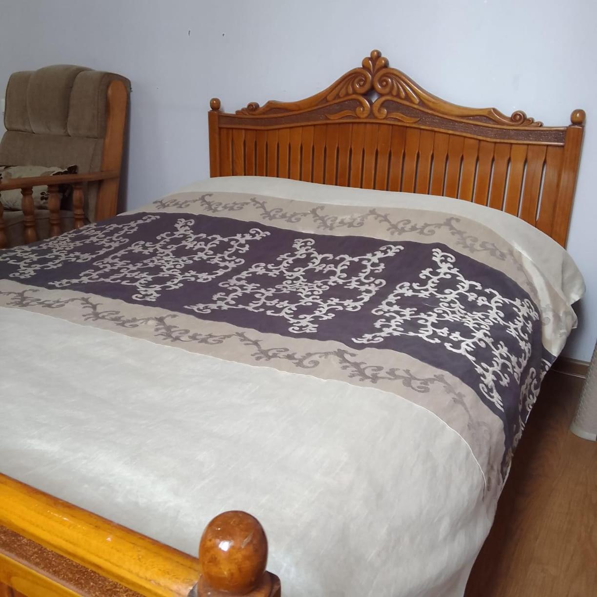 Silence Apartment Kutaisi Ngoại thất bức ảnh